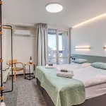 527 ホテル 3*