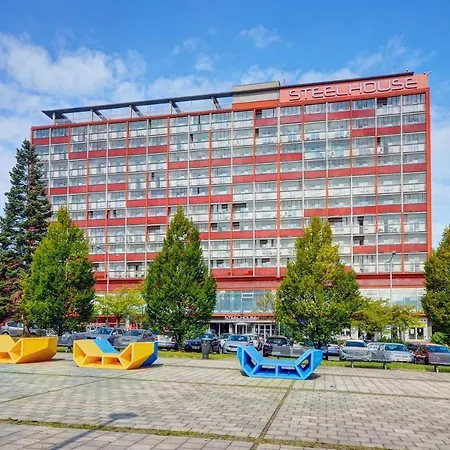 Steelhouse Hotel 3*